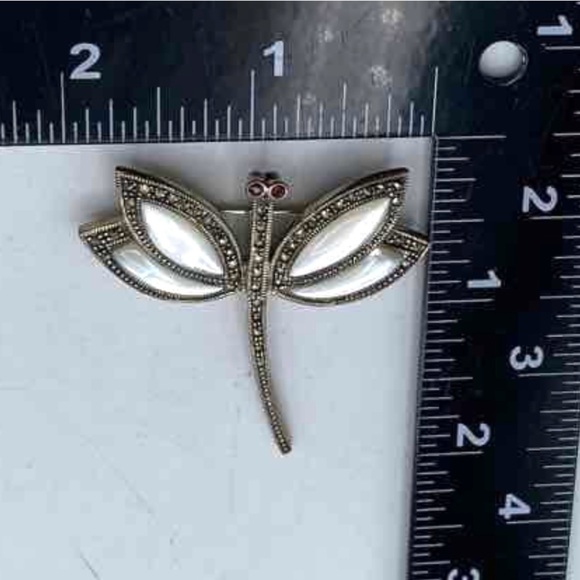 Vintage Sterling Silver Dragonfly Brooch  with Mother of Pearl & Marcasite - Picture 5 of 9